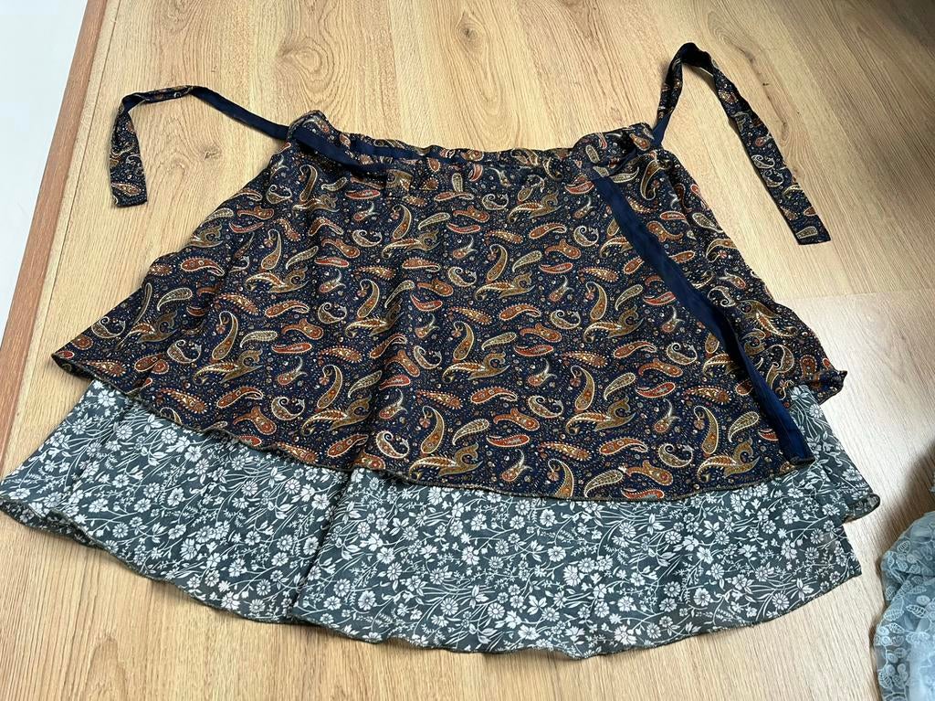 2 laags zijde wikkel rokje wikkelrok donkerblauw nepal, Maat 38/40 (M), Blauw, Ophalen of Verzenden, Zo goed als nieuw