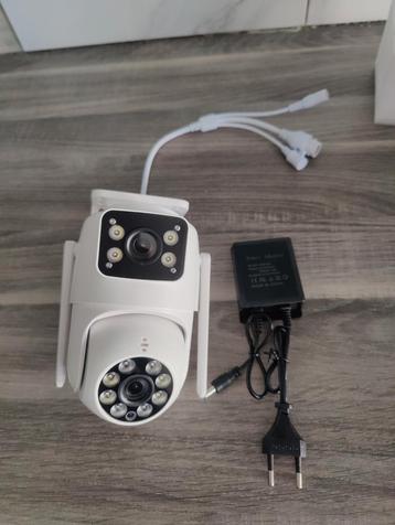WiFi Beveiligingscamera 4K 8MP Dual Lens PTZ beschikbaar voor biedingen