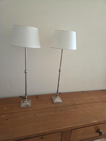 2x Landelijke tafellamp, lamp beschikbaar voor biedingen