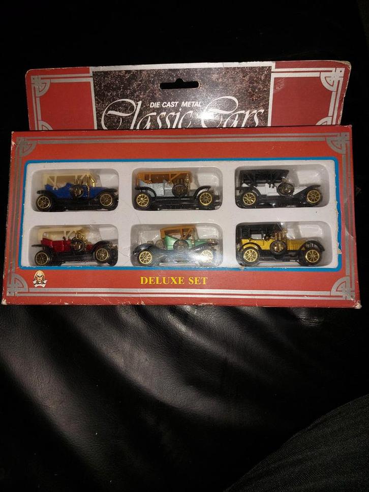 Die Cast Metal Classic Cars Deluxe Set, Hobby en Vrije tijd, Modelauto's | 1:18, Zo goed als nieuw, Auto, Overige merken, Ophalen of Verzenden