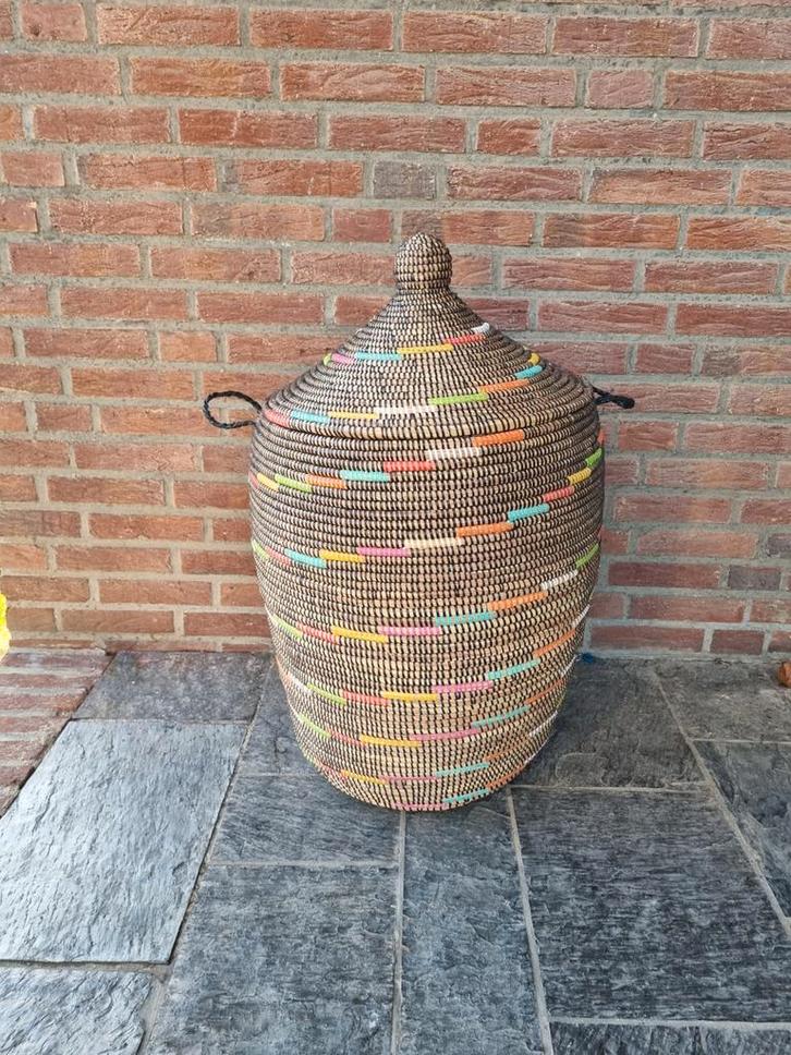 Afrikaanse zeegras mand handgemaakt in Senegal Fairtrade, Huis en Inrichting, Woonaccessoires | Schalen en Manden, Nieuw, Rond