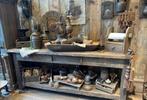 Old barn sidetable, Ophalen, Breda, Nvt, Nieuw