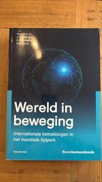 Joris Voorhoeve - Wereld in beweging, Geschiedenis, Ophalen of Verzenden, Zo goed als nieuw, Joris Voorhoeve; Saskia Rademaker; Reitse Keizer