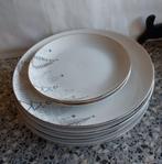 4 platte borden, 2 schotels Albert Heijn kerstservies, Diversen, Kerst, Ophalen of Verzenden, Zo goed als nieuw