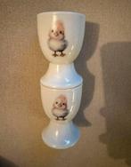 Vintage 2 porseleinen eierdopjes op voet kuiken, Antiek en Kunst, Antiek | Porselein, Ophalen of Verzenden