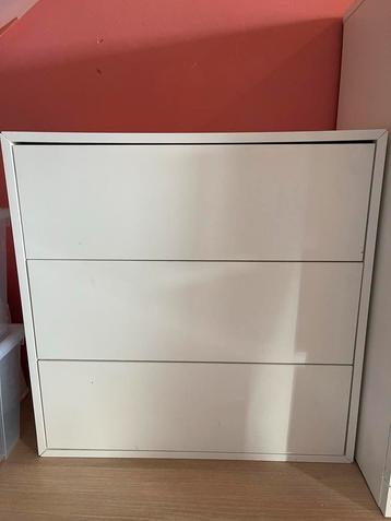 Witte IKEA ladekast met 3 lades