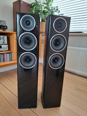 Wharfedale Diamond 11.3 speaker zuilen - nieuwstaat  beschikbaar voor biedingen