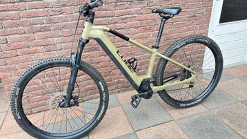 Cube Reaction Hybrid Race 750 - 2022 - Maat M beschikbaar voor biedingen