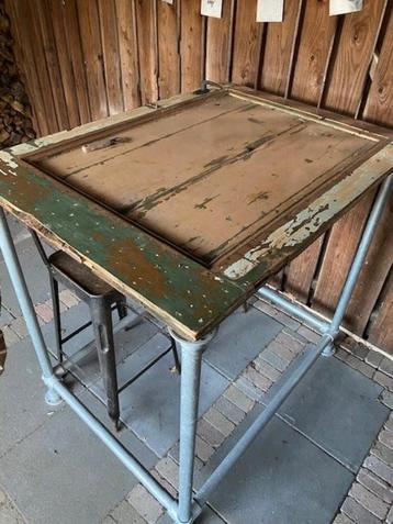 Statafel 85 x130 beschikbaar voor biedingen