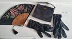 Franse handtas handschoenen en waaier In 1 koop, Antiek en Kunst, Antiek | Kleding en Accessoires, Ophalen of Verzenden, Dames