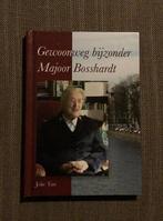 J. Tan - Gewoonweg bijzonder Majoor Bosshardt, Boeken, Ophalen of Verzenden, Zo goed als nieuw, J. Tan