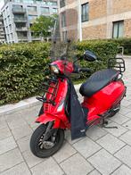 Vespa sprint 2014, Fietsen en Brommers, Ophalen, Zo goed als nieuw
