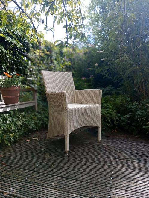 Lloyd Loom stoel, elegant en sierlijk model., Huis en Inrichting, Stoelen, Gebruikt, Eén, Overige kleuren, Ophalen