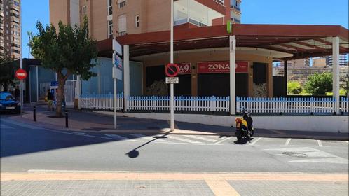 In SPANJE/BENIDORM ter Overname Aangeboden BAR RESTAURANT, Zakelijke goederen, Exploitaties en Overnames