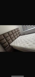 Boxspring met 2 nachtkastjes en voetenbank, Ophalen of Verzenden, Zo goed als nieuw, Tweepersoons, 160 cm