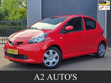 Toyota Aygo 1.0-12V + Nap beschikbaar voor biedingen