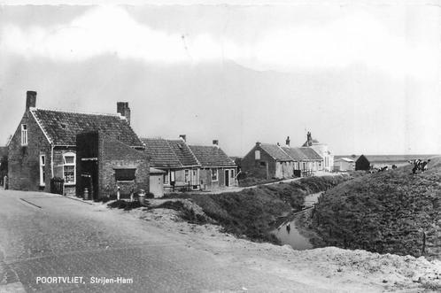 (378-360-029) Poortvliet  Strijen Ham, Verzamelen, Ansichtkaarten | Nederland, Zeeland, Ophalen of Verzenden