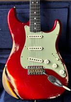 2024 Fender Stratocaster 1965 Heavy Relic Mint & Compleet, Muziek en Instrumenten, Ophalen of Verzenden, Zo goed als nieuw, Solid body