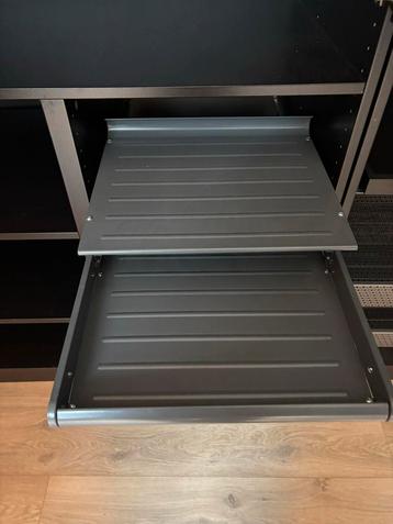 Ikea Pax Uittrekbaar schoenenrek - 3x grijs - 50x58 cm beschikbaar voor biedingen