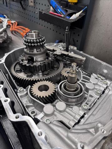 GTE Specialist | DQ400 | 0DD | Revisie | E-tron |  beschikbaar voor biedingen