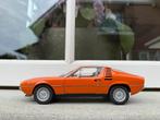 1:18 Alfa Romeo Montreal oranje 1970 Autoart 70172, Auto, Autoart, Ophalen of Verzenden, Zo goed als nieuw