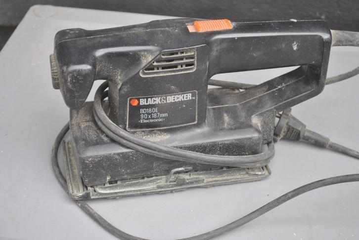 Schuurmachine, Black en Decker, Doe-het-zelf en Verbouw, Gereedschap | Schuurmachines, Gebruikt, Vlakschuurmachine, Minder dan 600 watt