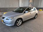 Mazda 3 1.6 Hatchback 2005 Grijs, Auto's, Voorwielaandrijving, 1160 kg, 4 cilinders, 1200 kg