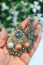 Vintage hanger inclusief ketting uit Nepal of India, Overige materialen, Ophalen of Verzenden, Zo goed als nieuw, 17 tot 18
