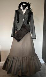Dickens kostuum bruin-zwart maat 38, Hobby en Vrije tijd, Kostuums, Theaterbenodigdheden en LARP, Ophalen of Verzenden, Nieuw