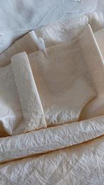 Roomkleurige gordijnen 300 breed en 240 hoog voor 30 €, Huis en Inrichting, Ophalen of Verzenden, Zo goed als nieuw, 200 cm of meer