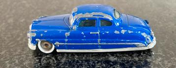 die-cast model  Doc Hudson in Disney Pixar Cars-franchise. beschikbaar voor biedingen