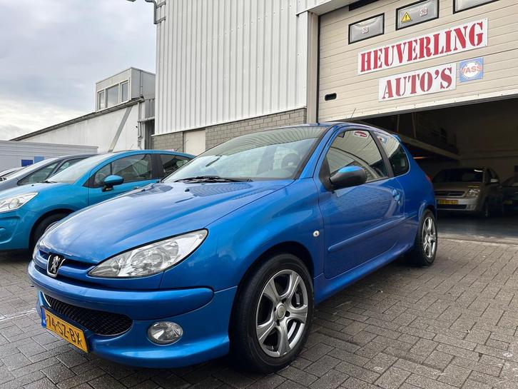 Peugeot 206 1.4-16V Air-line 3 | Airco | Lees tekst, Auto's, Peugeot, Bedrijf, Te koop, ABS, Airbags, Airconditioning, Boordcomputer