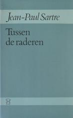 Jean Paul Sartre - Tussen de raderen**, Ophalen of Verzenden, Zo goed als nieuw, Jean Paul Sartre, Nederland