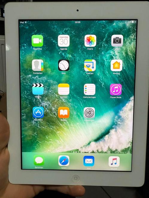 iPad 4 64GB Wi-Fi – Werkt goed – Deukjes achterkant, Computers en Software, Apple iPads, Apple iPad, Wi-Fi, 10 inch, 64 GB, Zilver