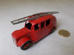 1956 Dinky Toys 250 STREAMLINED FIRE ENGINE (-F-), Ophalen of Verzenden, Gebruikt, Bus of Vrachtwagen, Dinky Toys