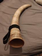 Viking Blaashoorn met leren riem, Antiek en Kunst, Ophalen of Verzenden