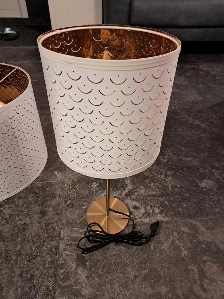 Ikea schemerlamp Nymo wit met goud compleet 2x beschikbaar, Huis en Inrichting, Lampen | Lampenkappen, Zo goed als nieuw, Rond