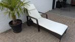 Luxe ligbed bruin wicker met kussen en hoofdsteun, Ophalen, Zo goed als nieuw, Wicker, Verstelbaar