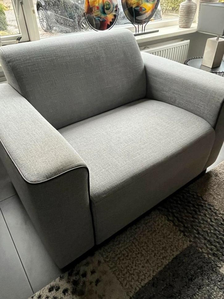 Luxe Love Seat - Comfortabel en Stijlvol!, Huis en Inrichting, Fauteuils, Zo goed als nieuw, Stof, 100 tot 125 cm, 75 tot 100 cm