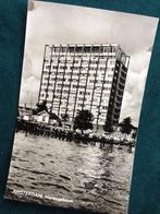 ansichtkaart Havengebouw Amsterdam 1961, Verzamelen, Ansichtkaarten | Nederland, Ophalen of Verzenden, 1960 tot 1980, Ongelopen