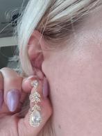 Oorbellen swarovski look Goud bling strass, Sieraden, Tassen en Uiterlijk, Oorbellen, Ophalen of Verzenden, Nieuw, Goud, Overige materialen