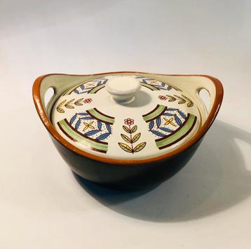 Klein ovenschaaltje, vintage dekselschaaltje, dekselpotje beschikbaar voor biedingen
