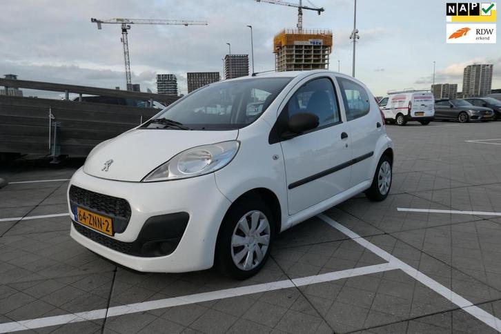 Peugeot 107 1.0 Access Accent Apk/Airco/Nap/Boekjes/Cd/Aux/S, Auto's, Peugeot, Bedrijf, Te koop, ABS, Airbags, Airconditioning