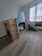 Stapelbed / hoogslaper (kinder) raket met glijbaan, Kinderen en Baby's, Kinderkamer | Stapelbedden en Hoogslapers, Ophalen, Zo goed als nieuw