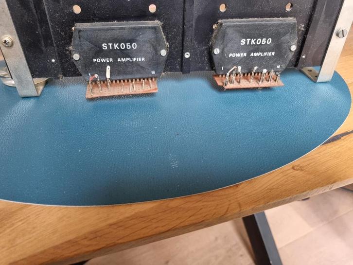 STK050 versterker IC, Hobby en Vrije tijd, Elektronica-componenten, Gebruikt, Ophalen of Verzenden