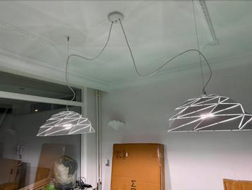Moderne design hanglampen – 2 stuks voor €130 beschikbaar voor biedingen