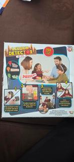 Leugendetector spel - Test je vrienden!, Vijf spelers of meer, Ophalen of Verzenden, Gebruikt, Play Fun
