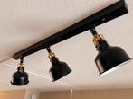 Zwarte Ikea Ranarp plafondrail 3 spotjes - industriële look, Huis en Inrichting, Lampen | Spots, Ophalen, Metaal of Aluminium