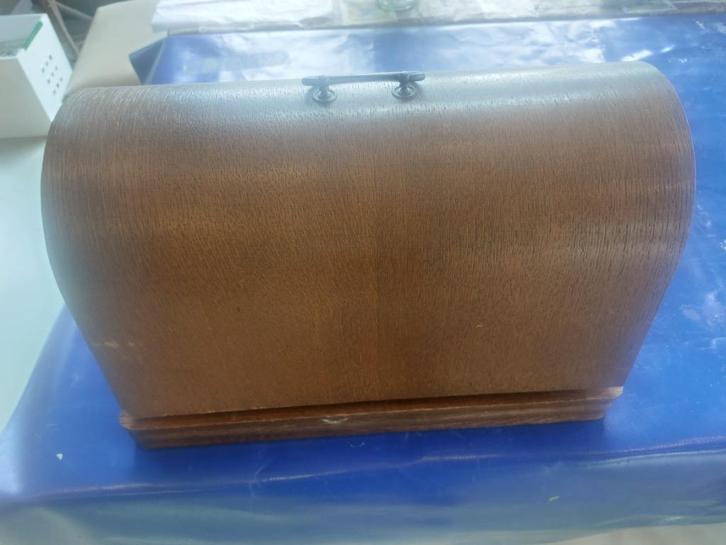 Antieke naaimachine, Antiek en Kunst, Antiek | Naaimachines, Ophalen