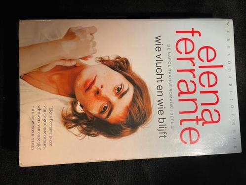 Elena Ferrante Wie vlucht die blijft, Boeken, Romans, Zo goed als nieuw, Nederland, Ophalen of Verzenden